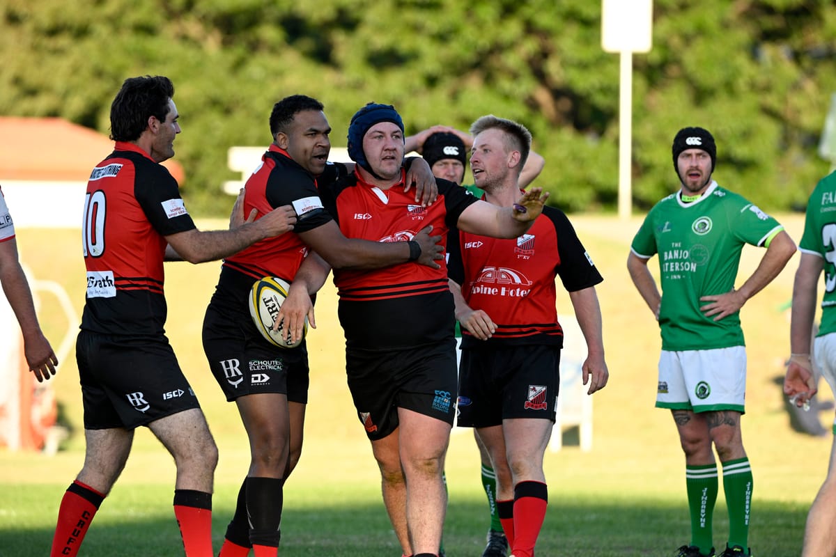 Red Devils Run Riot Over Bushpigs Post feature image