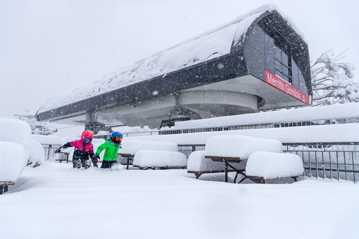 Huge Storms and Powder Snow Post feature image