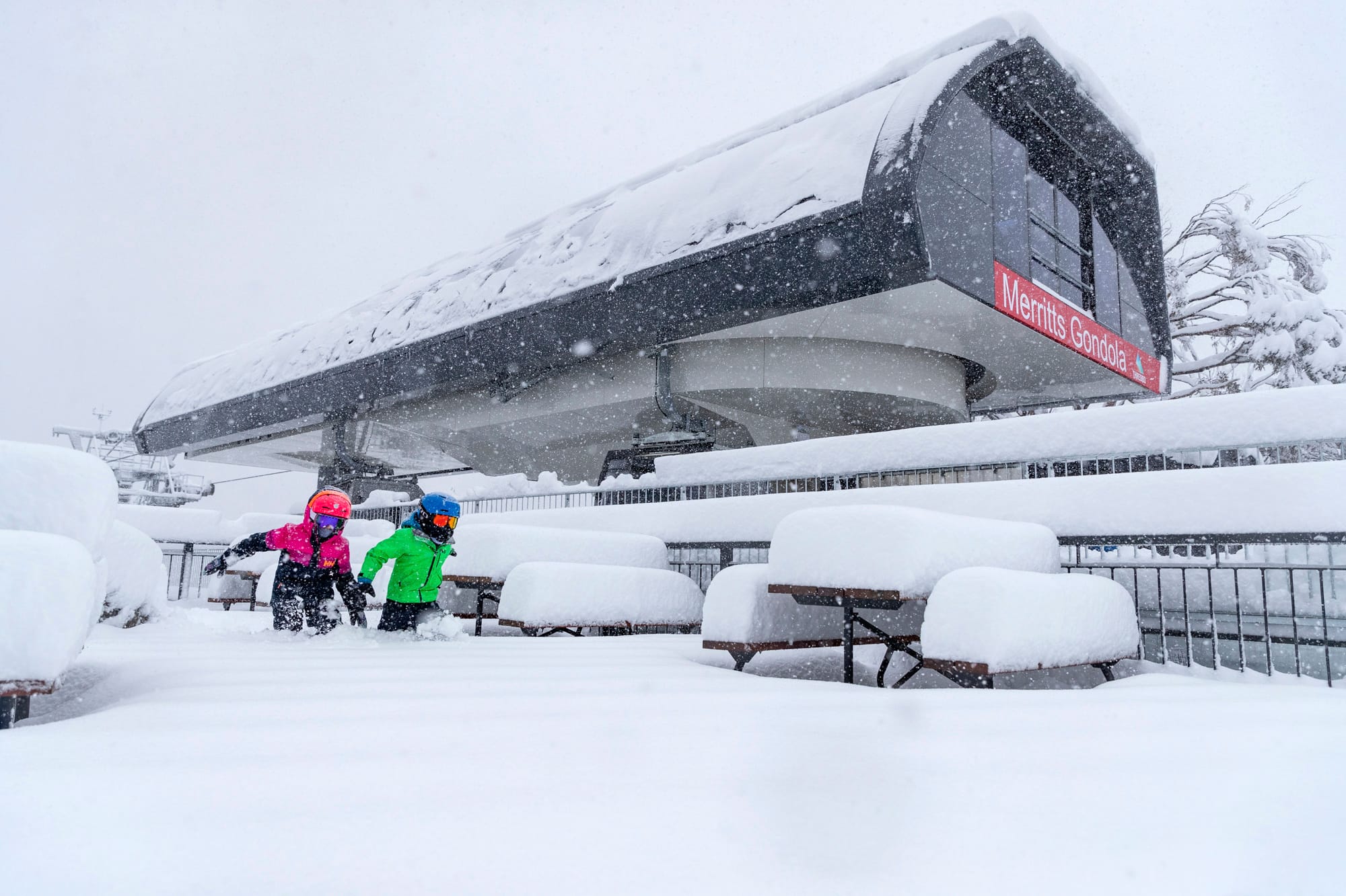Huge Storms and Powder Snow Post image