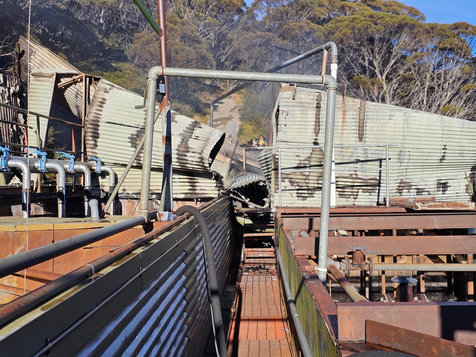 Fire at Charlotte Pass severely damages sewage plant - Village closed until further notice. Post image