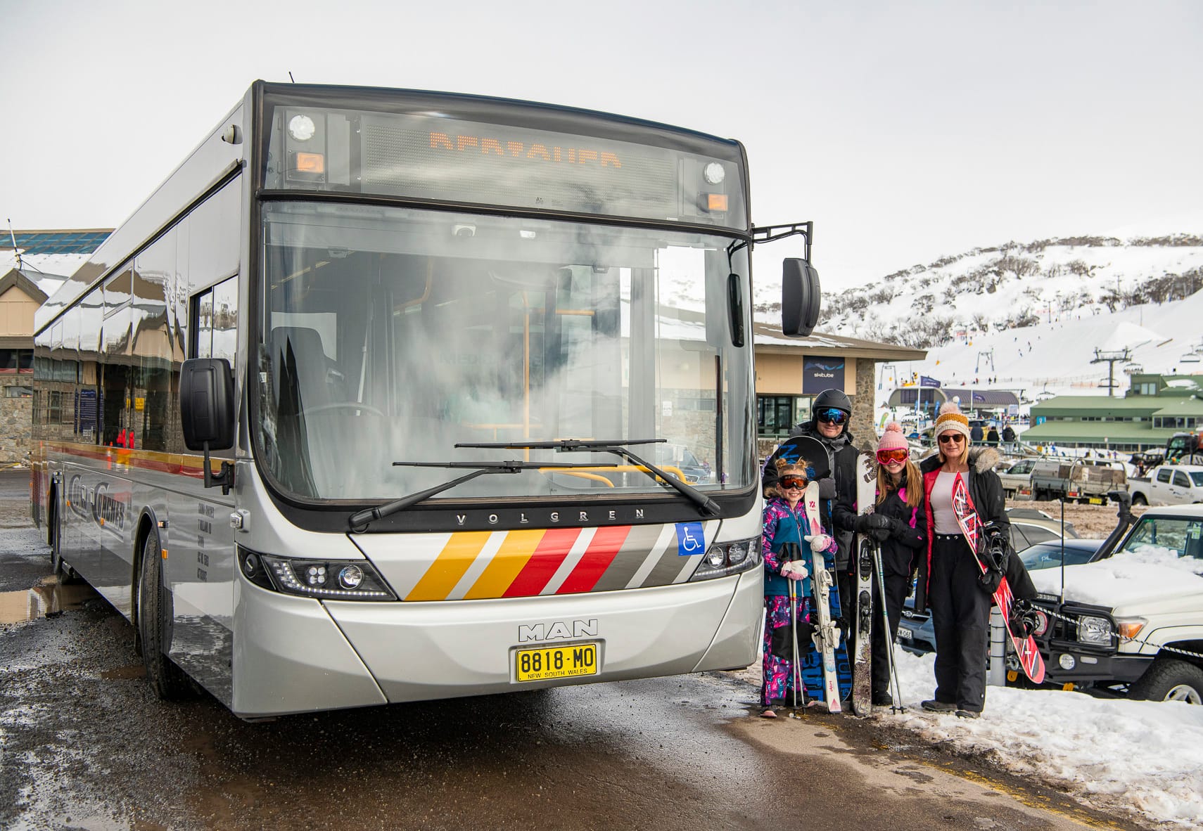 Bus Service To The Resorts Returns For Winter 2024 Post image